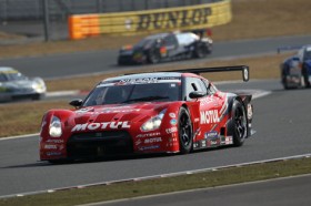 MOTUL AUTECH GT-R