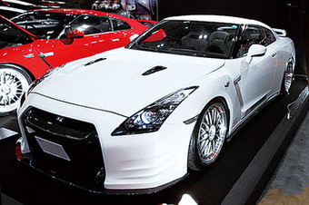 フェニックスパワーR35 開発2 号車