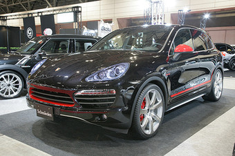 NEW PORSCHE CAYENNE-S HYBRID