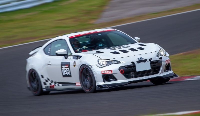 クルマドーカスタムファクトリーBRZターボ