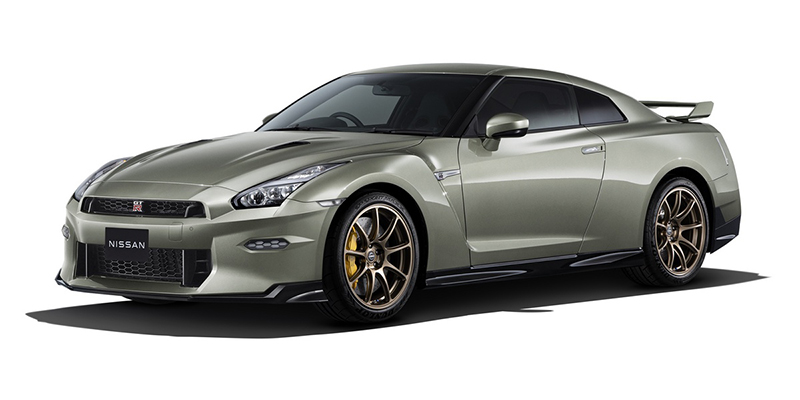 NISSAN GT-R