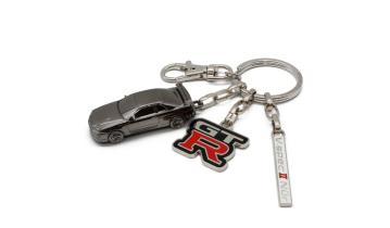 ●新商品●「日産スカイライン GT-R（BNR34）」を立体的に再現した新作キーリング、楽天市場に登場。シリアルナンバー入り、5000個限定