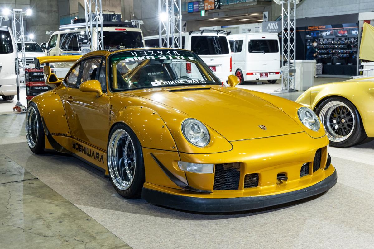 RWB x DPLS Porsche 964 IDLERS #99 BEPOHNKA Tokyo Auto Salon – J Toys Hobby