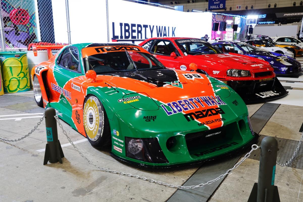 LB-SUPER SILHOUETTE RX-7詳細情報|LIBERTY WALK｜オンライン