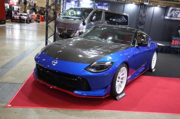 リカルメ商いページ RZ34 フェアレディZ Customized Edition」が接着剤・塗装不要の